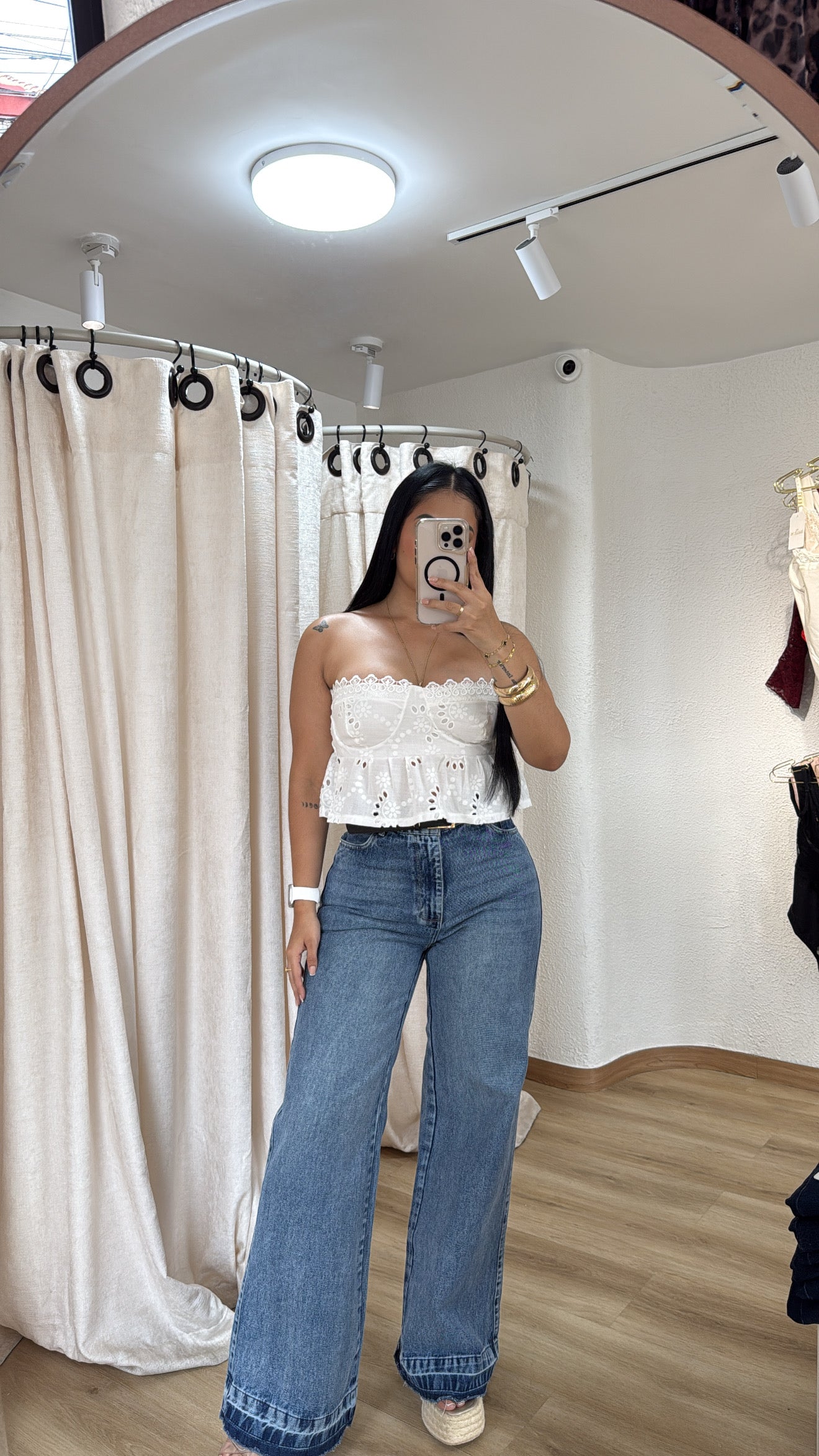 TOP LILIAN