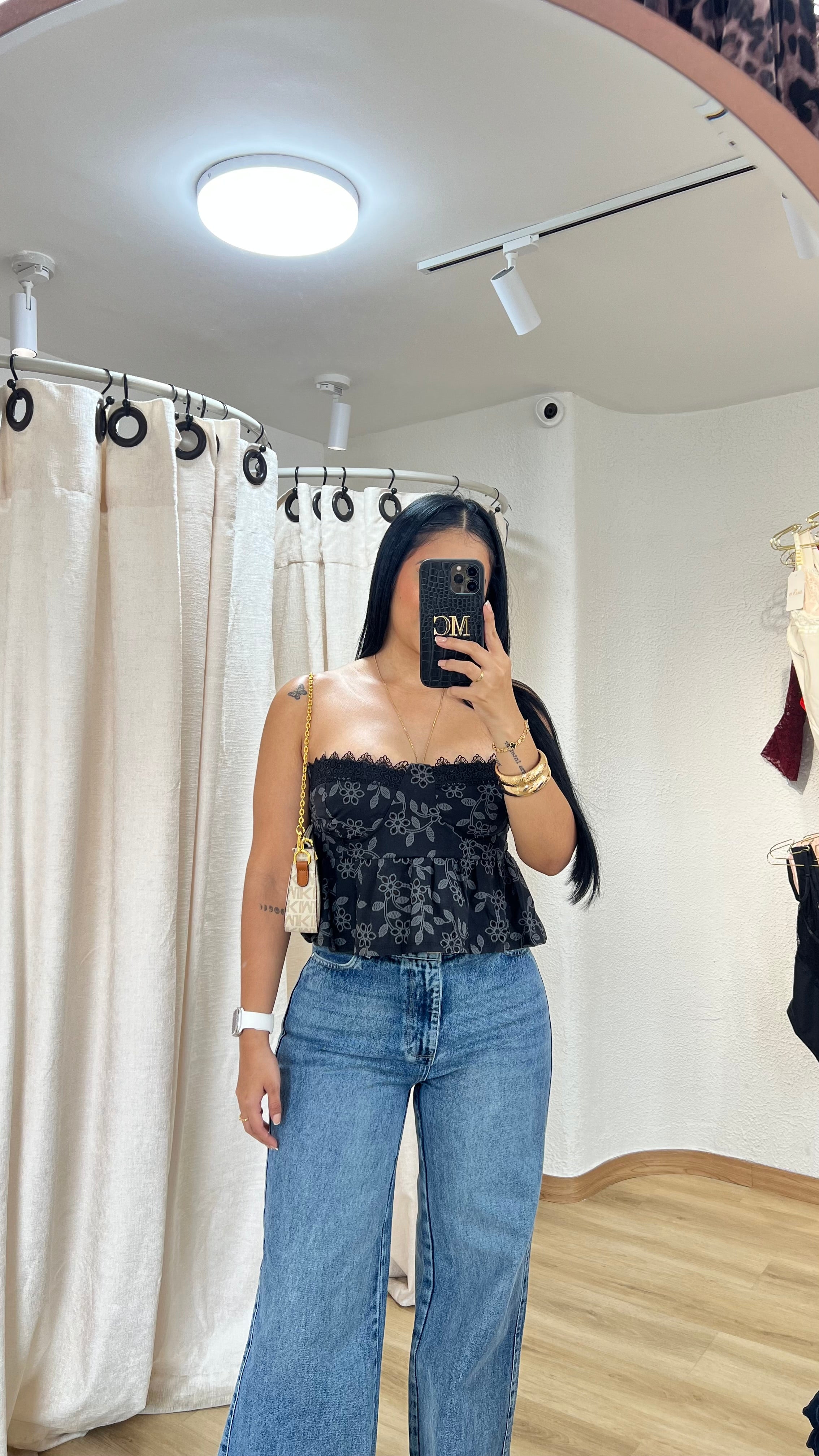 TOP LILIAN