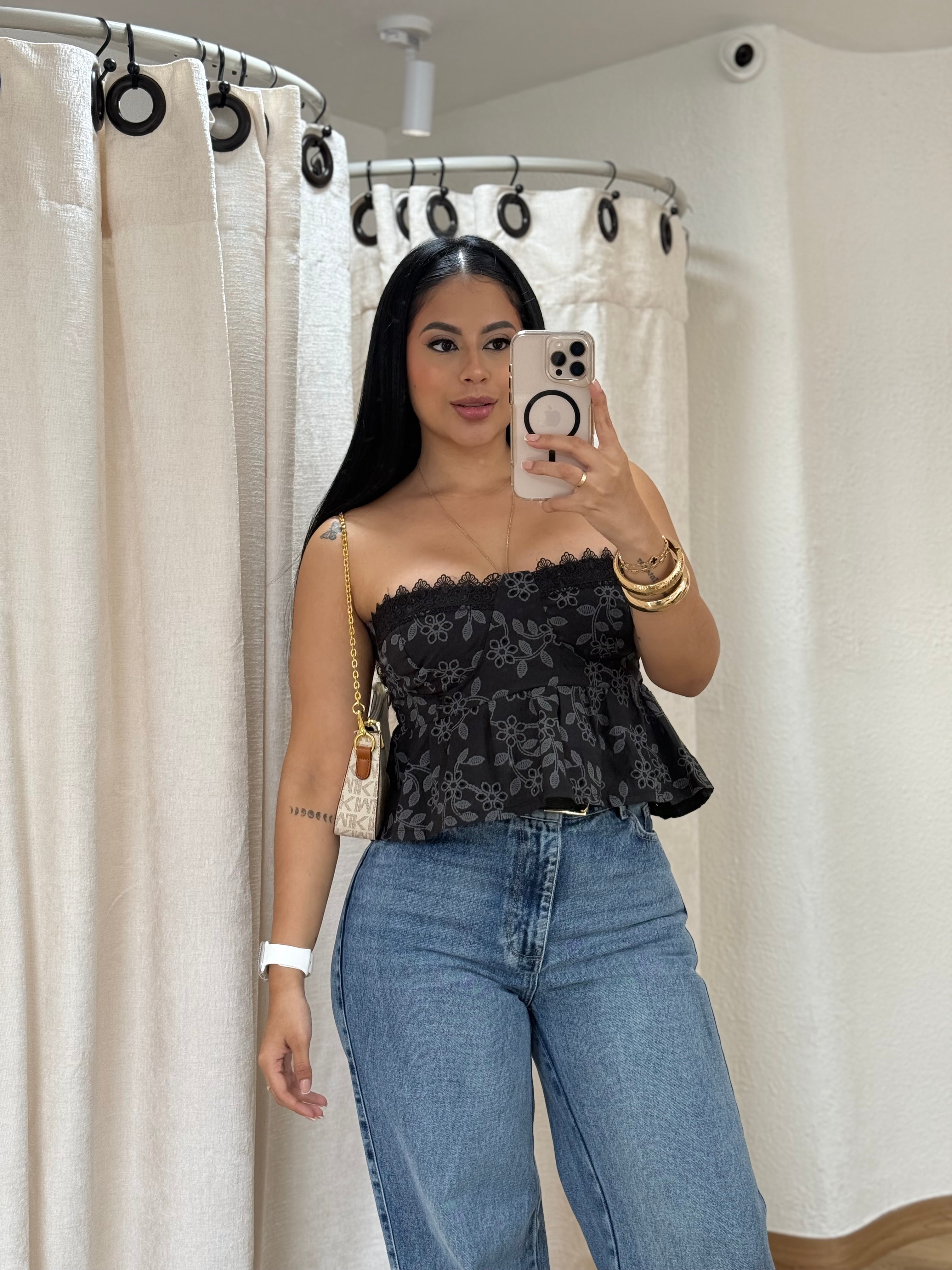 TOP LILIAN